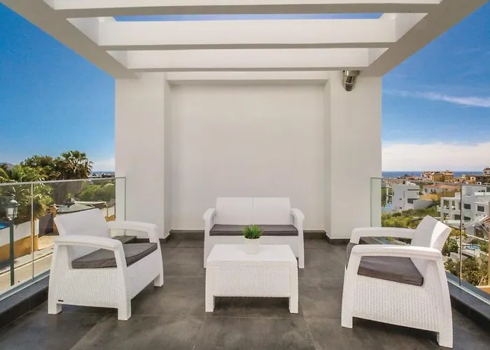 Manhattan Villa Nerja