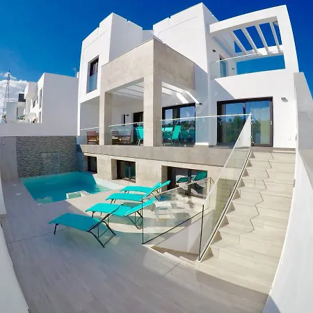 Villa Manhattan