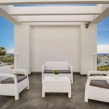 Manhattan Villa Nerja